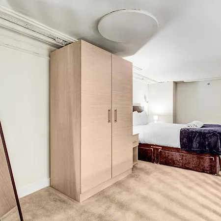 Stylish Modern 1br Mezzanine In Centre شقة