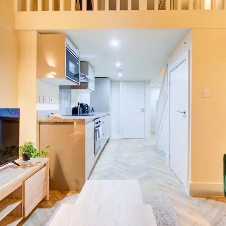 شقة Stylish Modern 1br Mezzanine In Centre *